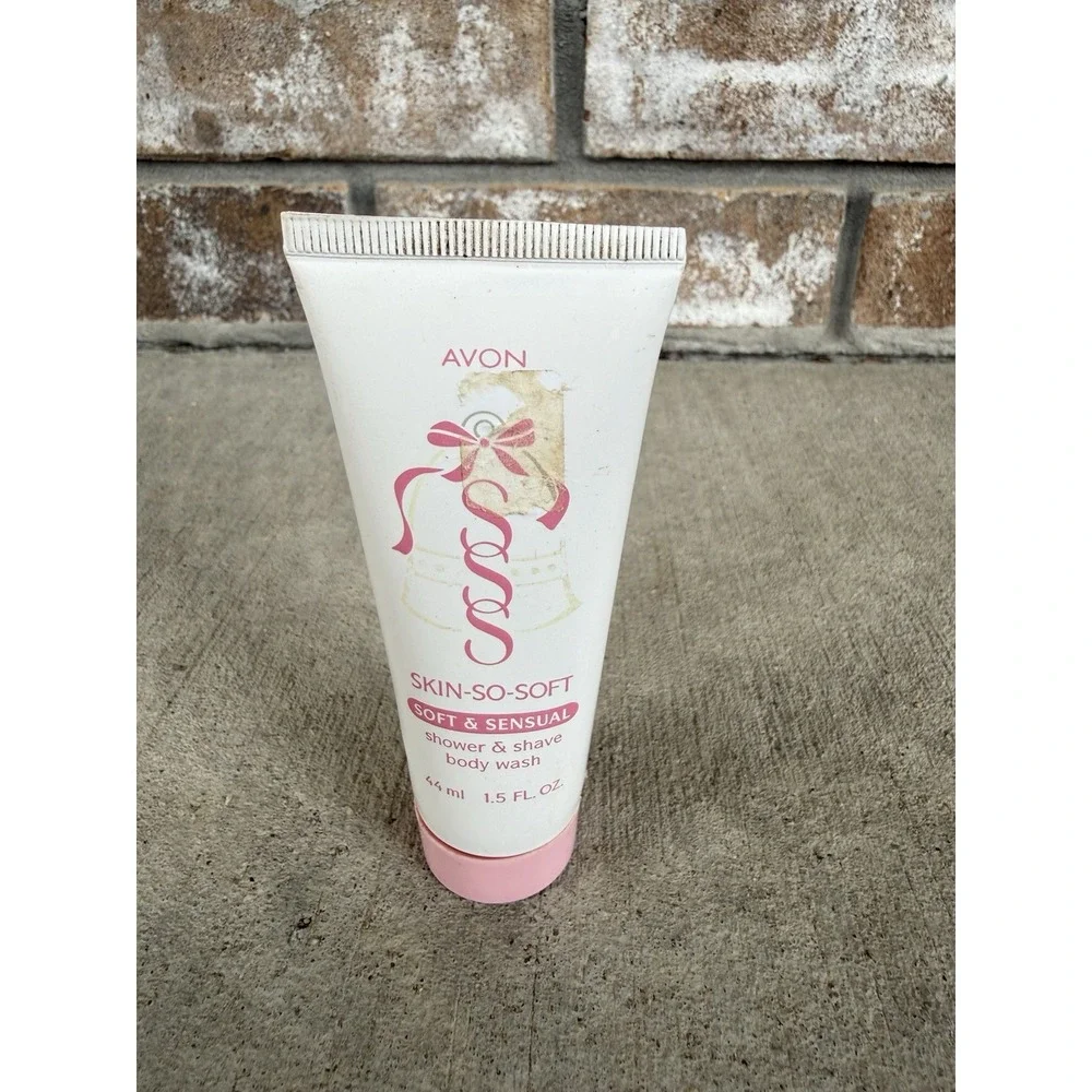 Vtg 1997 Avon Skin So Soft SSS Soft And Sensual Shower & Shave Body Wash 1.5oz